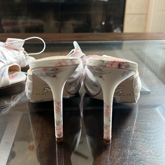 Antonio Melani x Born on Fifth Arden Floral Bow Family Matching Dress Sandals - Picture 5 of 16